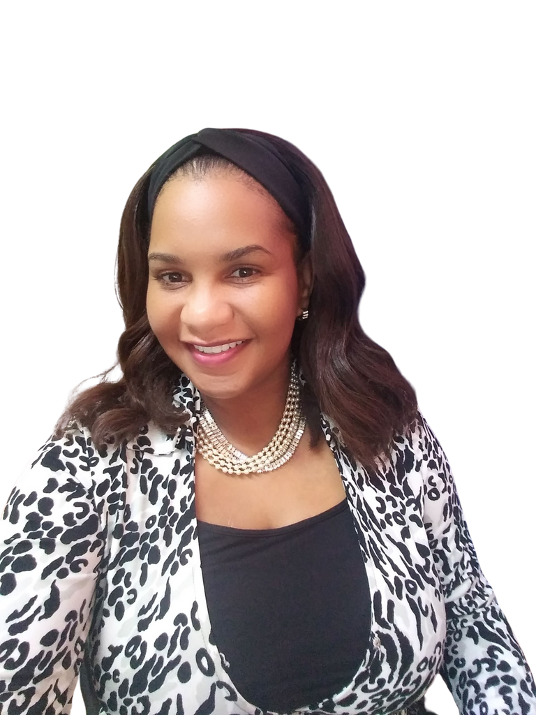 Picture of the founder of Creatively Made, Reganhia Wright